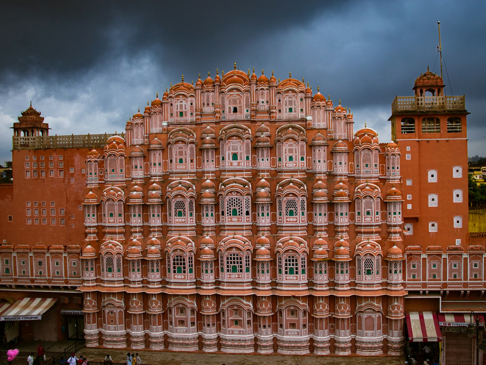 Hawa Mahal palace facade in Jaipur, India.